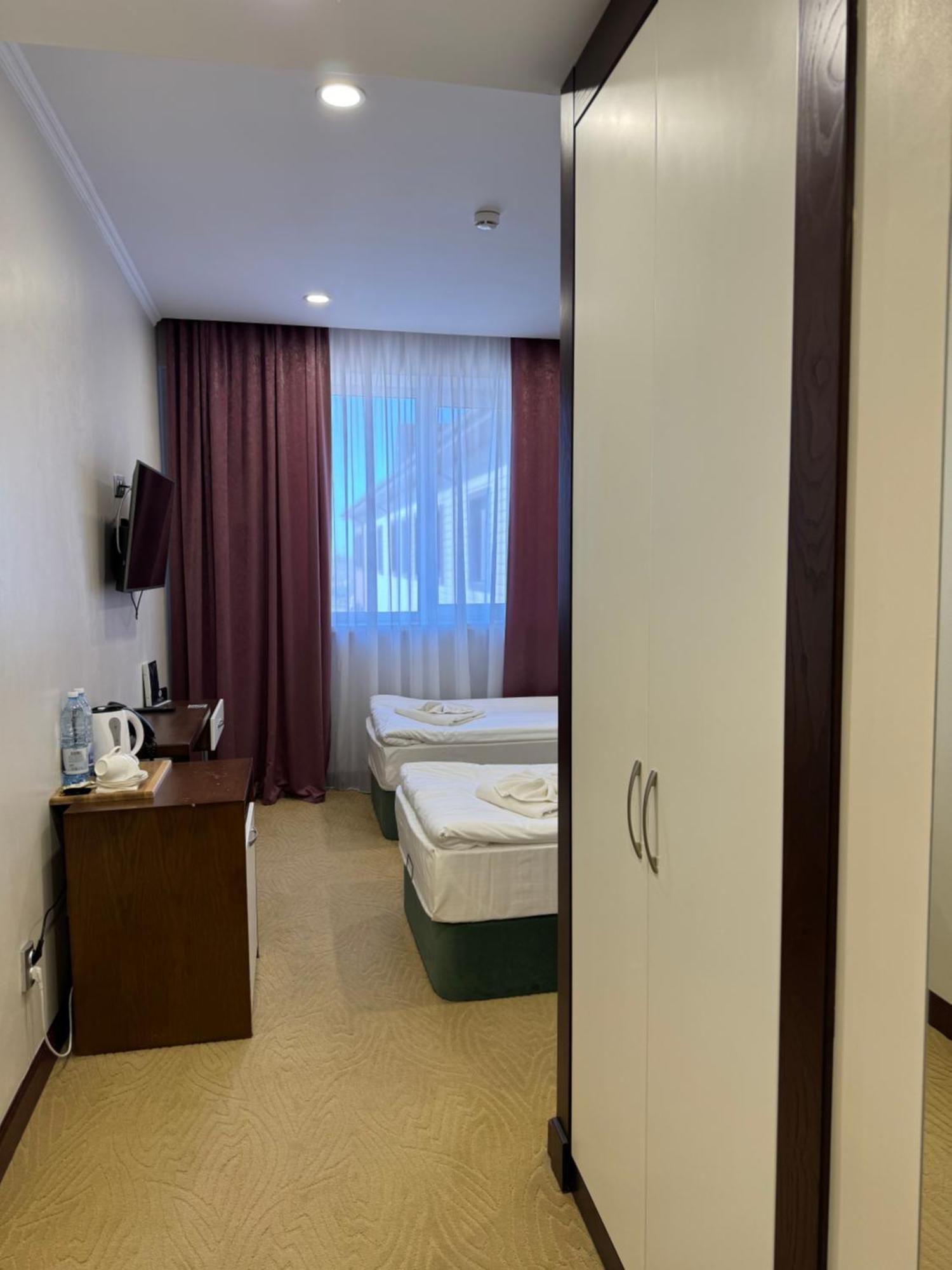 Sulo Atyrau Hotel Екстер'єр фото