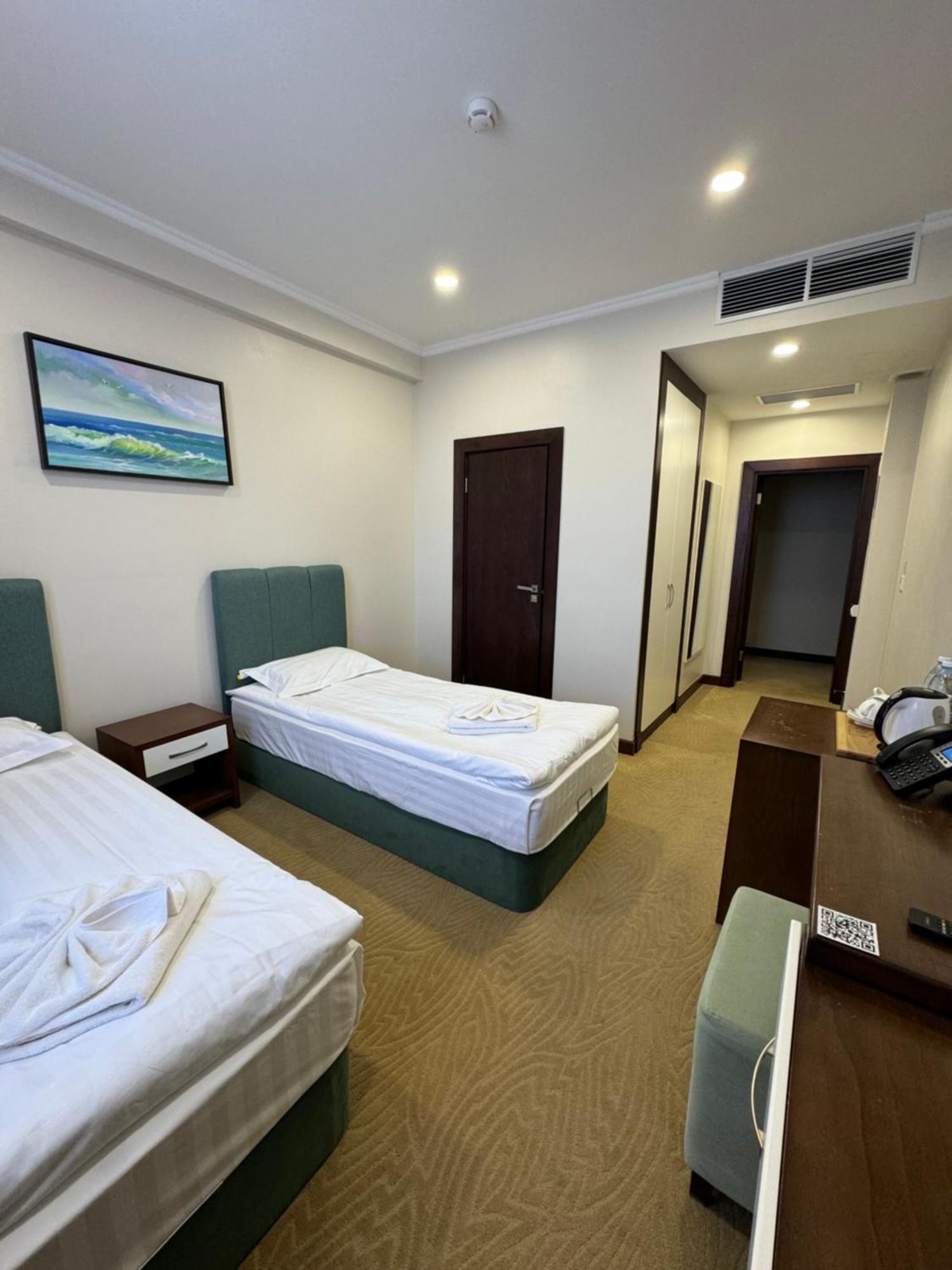 Sulo Atyrau Hotel Екстер'єр фото