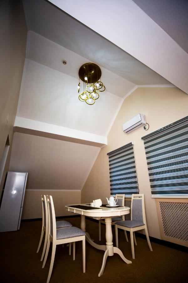 Sulo Atyrau Hotel Екстер'єр фото
